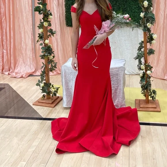 open lace back dress Ashley Lauren 11236 Size 6 Red Coral Long Fitted V Neck Slit Beaded Sequin Prom Dress Pageant Gown